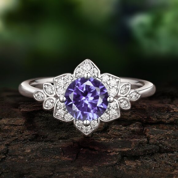 Vintage Style Floral ring - Purple Tanzanite, Art Deco Flower Ring Collection - Picture 1 of 3
